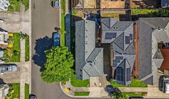 20499 SW CHANDELLE Ct, Beaverton, OR 97078