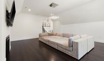 11 Crenshaw Ln 11, Andover, MA 01810