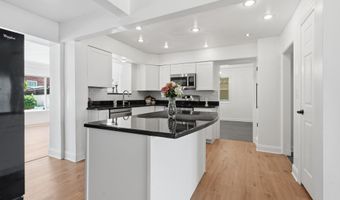1138 E TREMONT St, Allentown, PA 18104