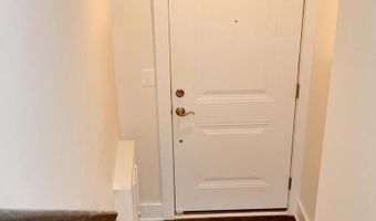 44858 TIVERTON Sq, Ashburn, VA 20147