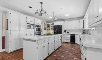 5890 S Brock Rd, Ardmore, OK 73401