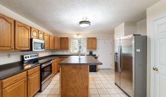 506 Cherry Hill Dr, Abingdon, VA 24210