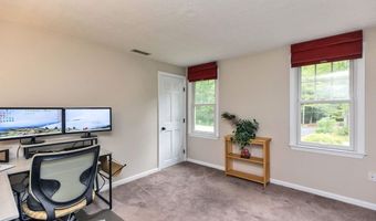 66 Cambridge Rd, Bedford, NH 03110