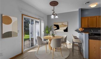 6524 154th St W 107, Apple Valley, MN 55124