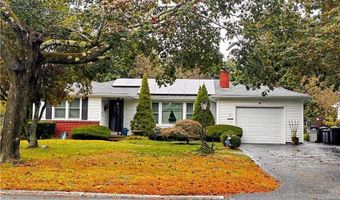 91 Ridgeway Rd, Cranston, RI 02920