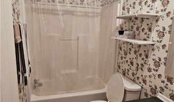 2156 Maxton St, Autryville, NC 28318