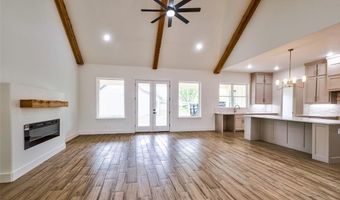 208 Woody, Alvord, TX 76225