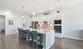 17040 Serengeti Cir, Alva, FL 33920