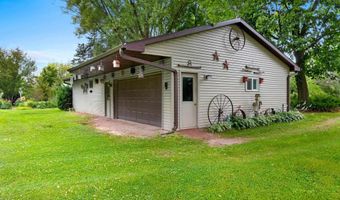 W5825 CTY RD O, Appleton, WI 54913