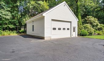 41 Gault Rd, Bedford, NH 03110