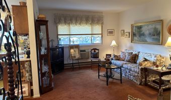 14 E Independence Pkwy, Whiting, NJ 08759