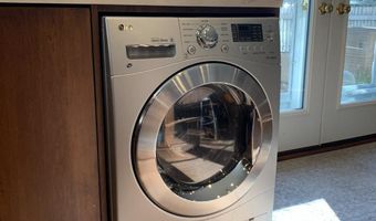 2906 13TH St S 6-1, Arlington, VA 22204
