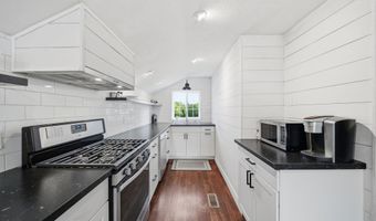 800 Bradish St, Adrian, MI 49221