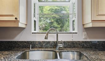 17445 S Beckman Rd, Oregon City, OR 97045