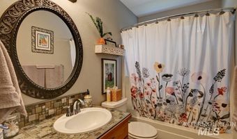 12453 W Meadow Wood Dr, Boise, ID 83713