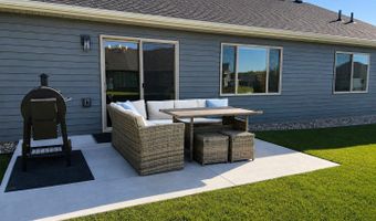 214 Woolgrass Way, Avon, MN 56310