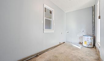 210 West St, Batesville, MS 38606