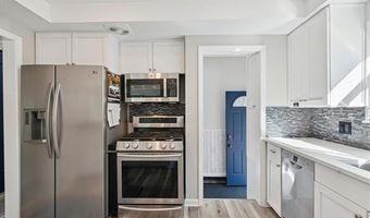 10019 REECK Rd, Allen Park, MI 48101