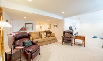2222 Stonebridge Dr N, Ann Arbor, MI 48108