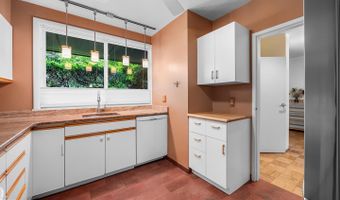 6003 LAKEHURST Dr #5, Baltimore, MD 21210