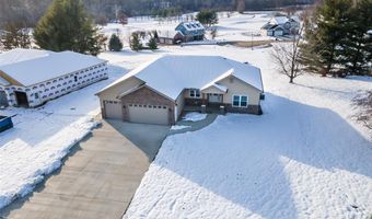 9 Fairway Ct, Alton, IL 62002