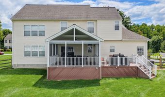 10 WHIRLAWAY Dr, Bear, DE 19701