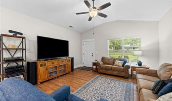 819 Baker St, Baldwin City, KS 66006
