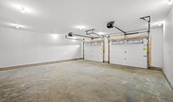 673 Streamside Ave, Hermon, ME 04401