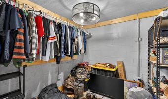 405 N Virginia Ave, Adrian, MO 64720