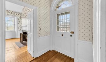 152 Church St, Belfast, ME 04915