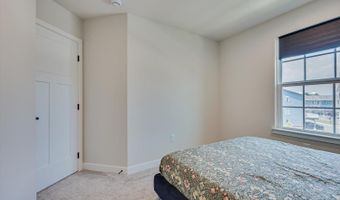 220 Anchor Way, Aberdeen, NJ 07721