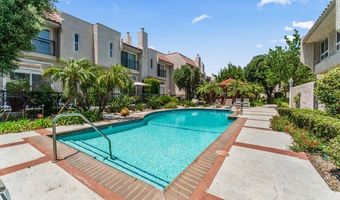 5401 Zelzah 114, Encino, CA 91316