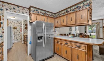 102 Fairway St, Bald Knob, AR 72010