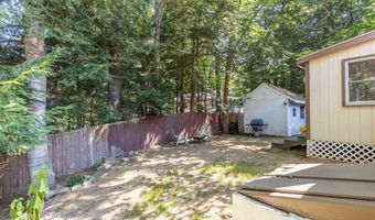 54 New London Dr, Barnstead, NH 03225