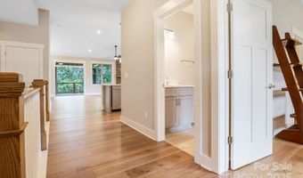 21 Craftsman Overlook Rdg, Arden, NC 28704