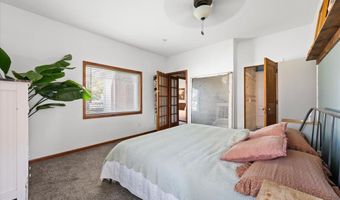 716 8th Ave, Belle Fourche, SD 57717