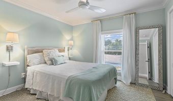50 17TH St, Atlantic Beach, FL 32233