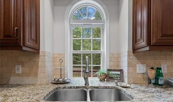 1314 Devonshire Trl, Aberdeen, NC 28315
