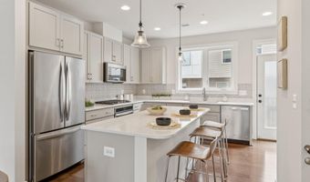 8044 RED HOOK St, Rockville, MD 20855