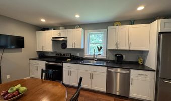 56 Cemetery Rd, Arlington, VT 05250