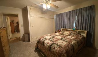 220 N 9th St, Challis, ID 83226