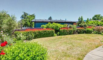 426 Parkside Dr, Ashland, OR 97520