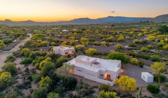 8001 E CAREFREE Dr, Carefree, AZ 85377