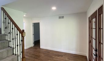 512 CRICKET Ln, Hockessin, DE 19707