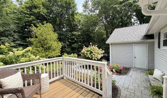 11 Hall Passway, Danbury, CT 06811