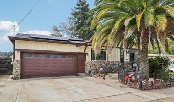 9535 Lakeview Dr, La Mesa, CA 91942