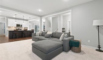 15563 Duck Trail Ln, Apple Valley, MN 55124