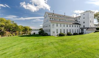 40 Web Ave 18, North Kingstown, RI 02852
