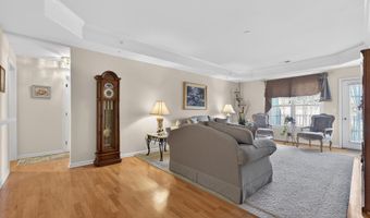 28 N De Baun Ave 304, Airmont, NY 10901