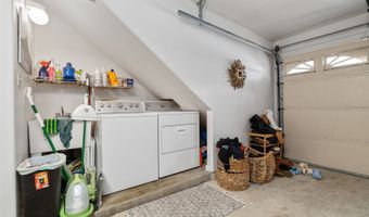 1607 Makiki St B, Honolulu, HI 96822